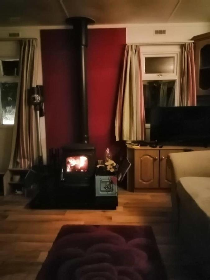 Midden Manor Country Stay On A Working Dairy Farm 밸리미나 외부 사진