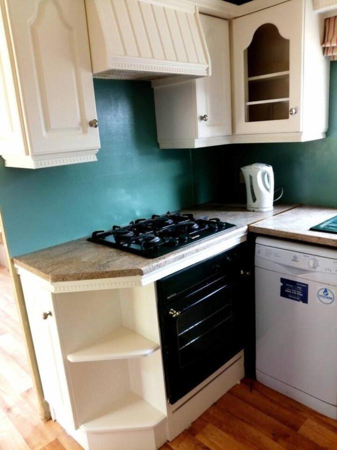 Midden Manor Country Stay On A Working Dairy Farm 밸리미나 외부 사진